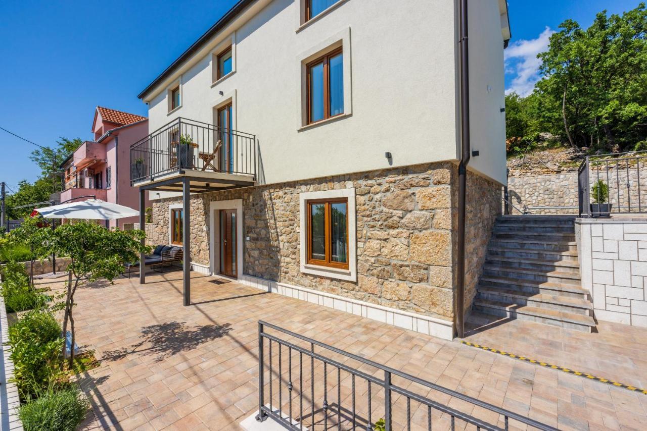 Villa Antani With Heated Pool, Sauna & Jacuzzi Crikvenica Dış mekan fotoğraf